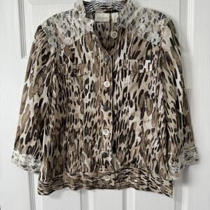 Chico's Women's Leopard Print Lace Button Up Jacket Size 0.